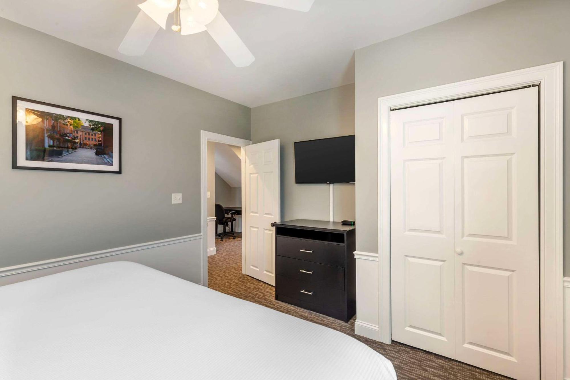 Essex Street Inn & Suites, Ascend Hotel Collection Newburyport Eksteriør bilde
