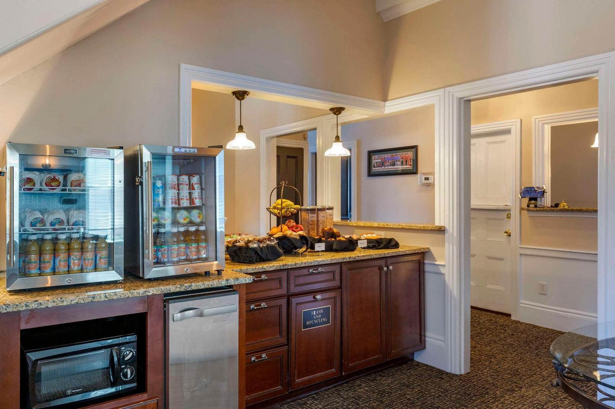 Essex Street Inn & Suites, Ascend Hotel Collection Newburyport Eksteriør bilde